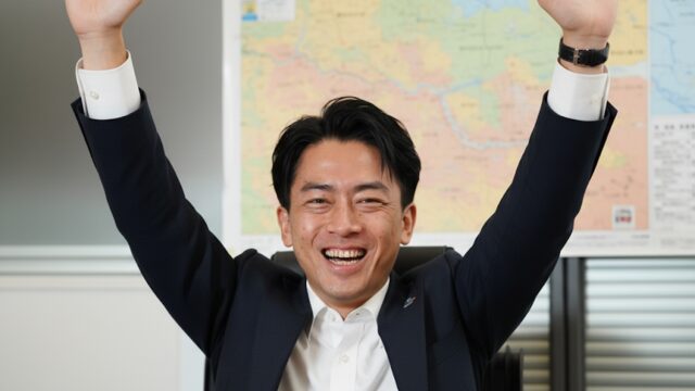 小泉優勢