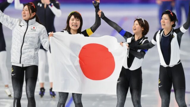 女子団体パシュート金メダル